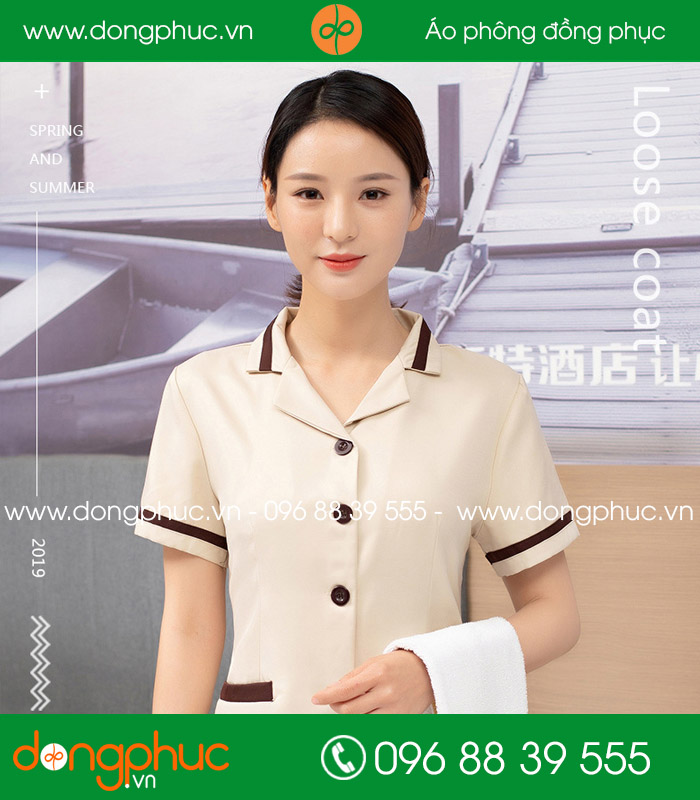 đồng phục vệ sinh màu hồng đào viền nâu
